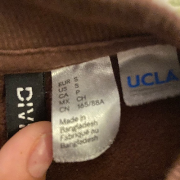 Small UCLA crewneck. •Lightly Worn - Picture 3 of 5